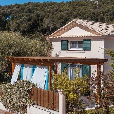 Villa Armonia Vitalades Luaran gambar
